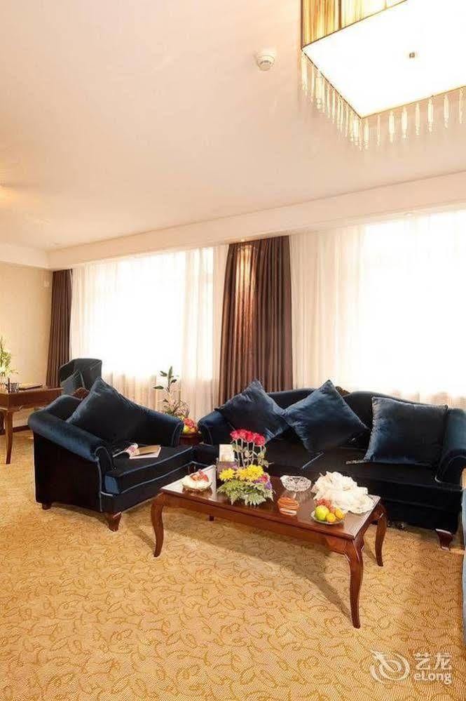Jilin Province Hotel Csangcsun Kültér fotó