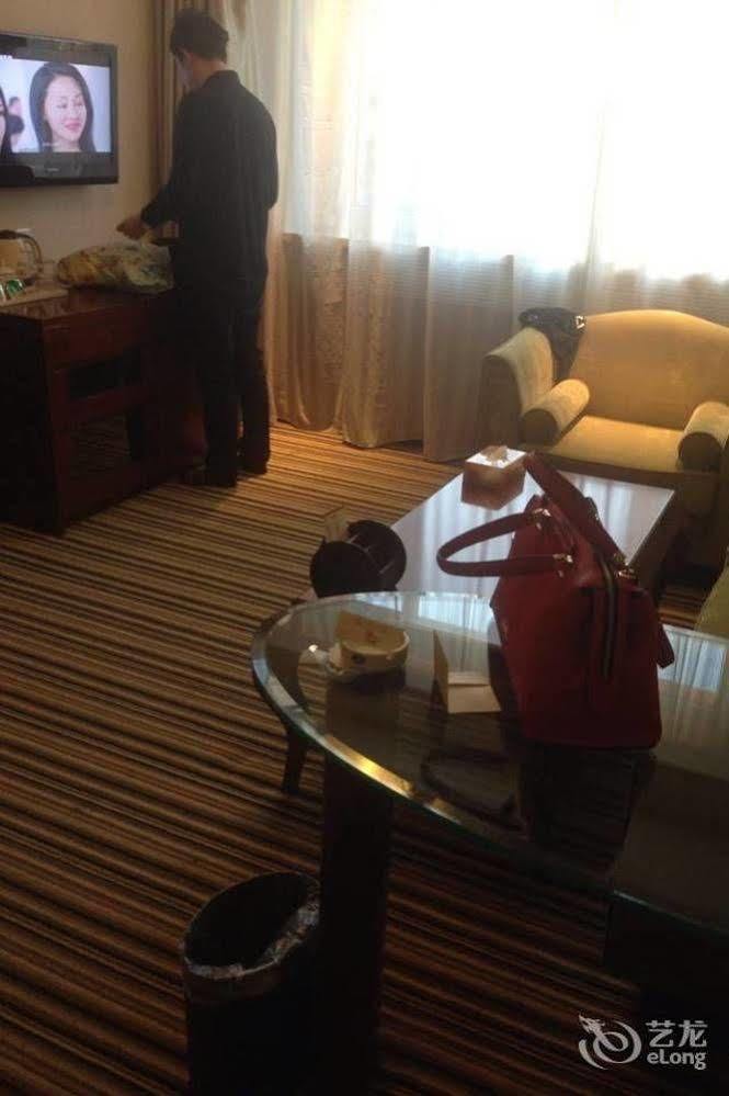 Jilin Province Hotel Csangcsun Kültér fotó